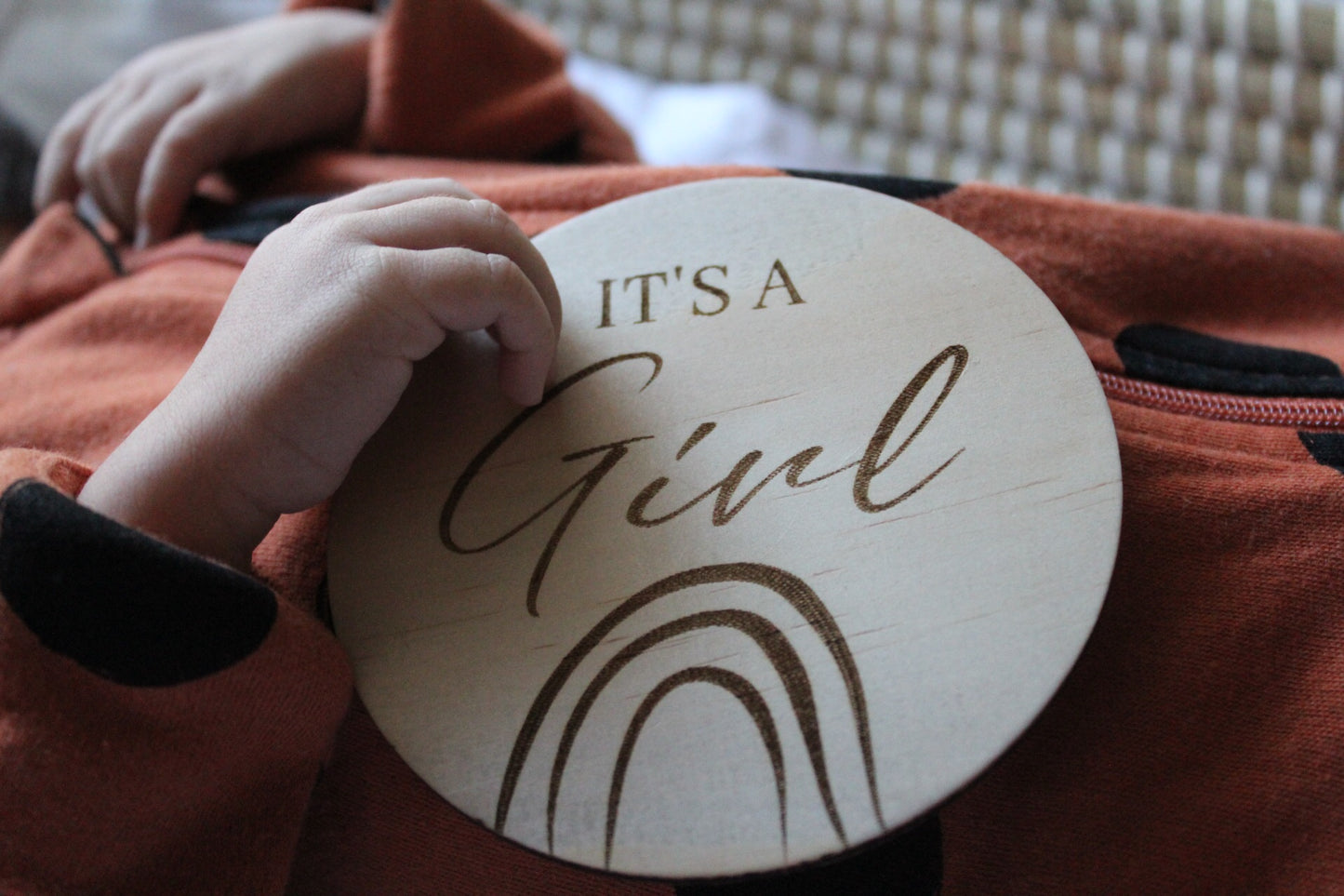 “It’s a Boy” + “It’s a girl” raw wooden disc