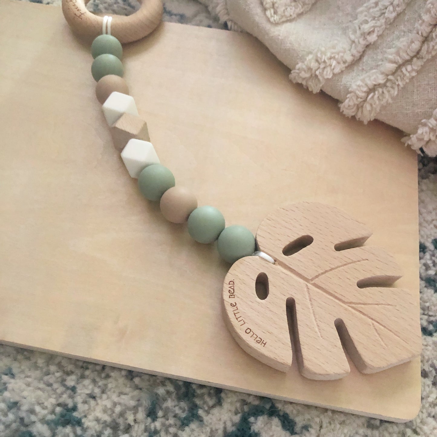 Monstera Pram Toy