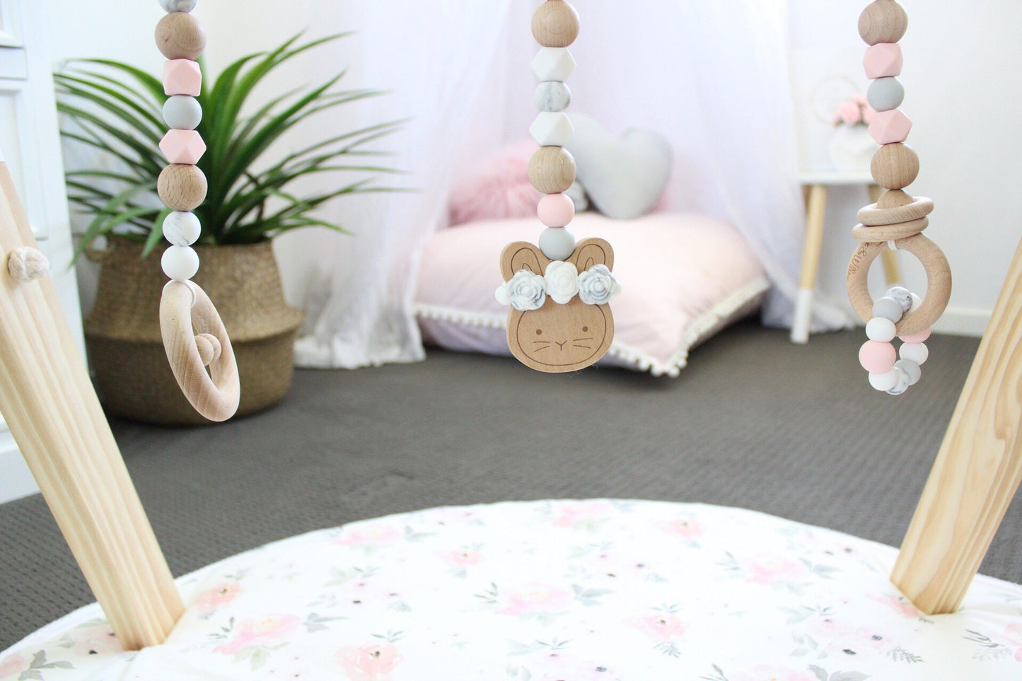 Lah De La Play Gym toys